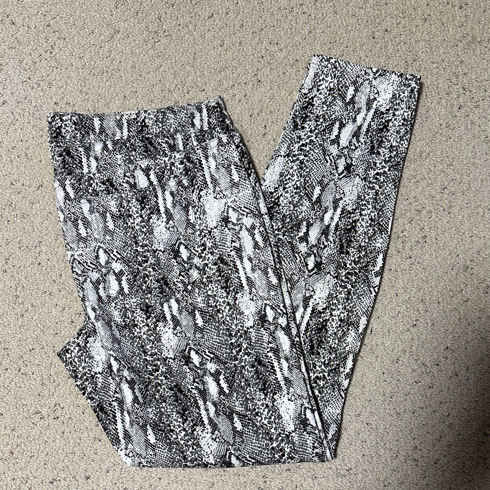 NWOT Joe’s Snakeskin Print Jeans